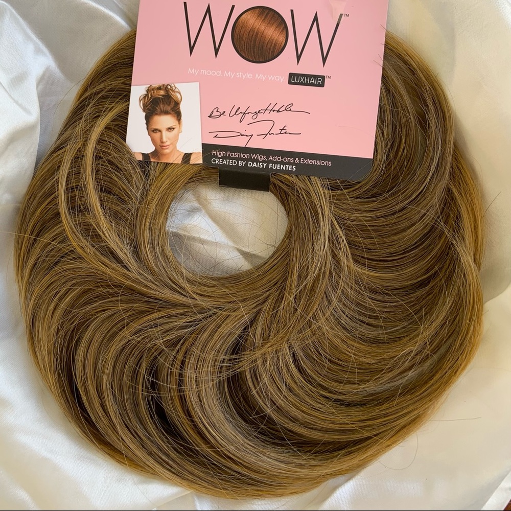 Dk Ash Blonde SECRET EXTENSIONS Tousled Twist Updo